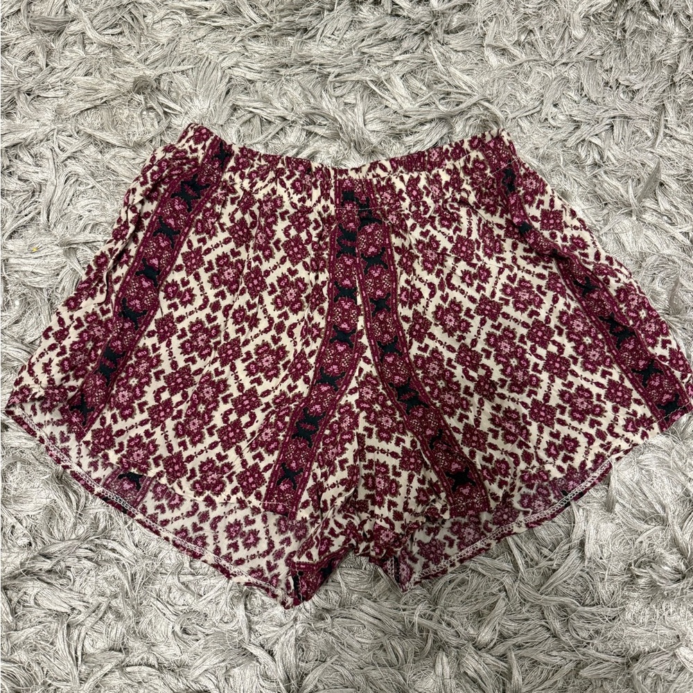 Brandy Melville Patterned Shorts